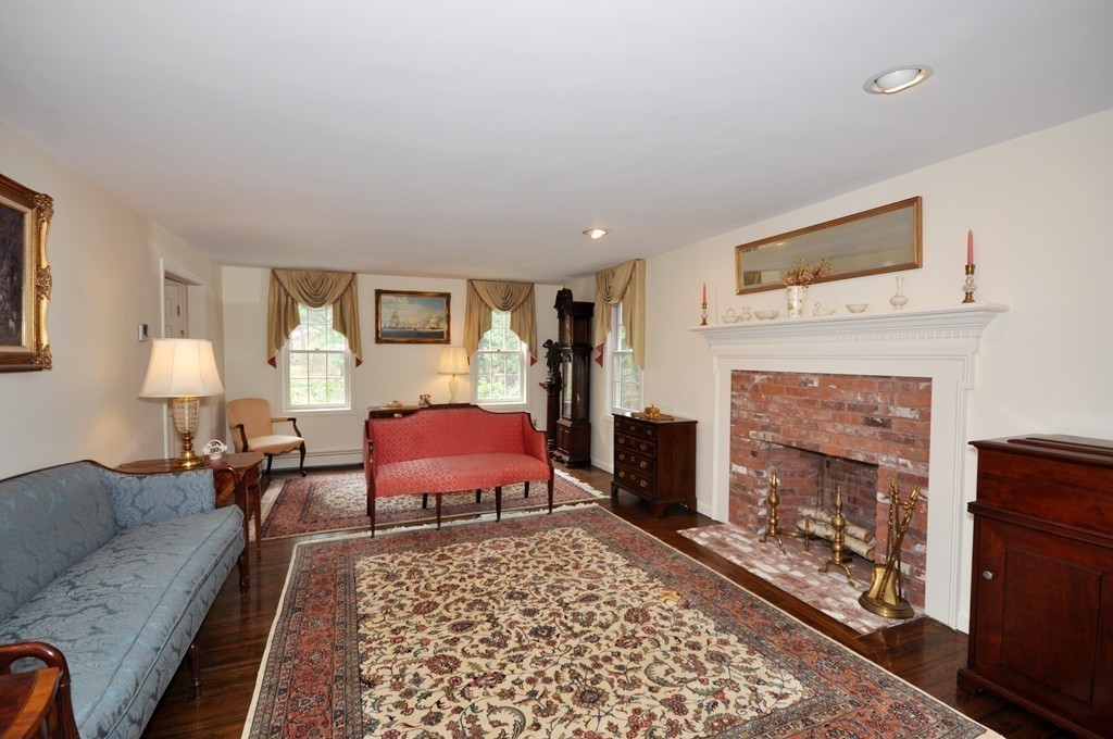 108 Pantry Road Sudbury, MA 01776 - Photo 5 of 30 Gallery Image 5