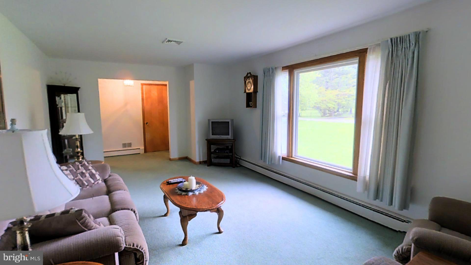 15613 Main Boulevard Accokeek, MD 20607 - Photo 15 of 20 Living Room