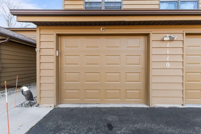 $175,000 | 1110 Daniel Court, Unit 49, Neenah, WI 54956