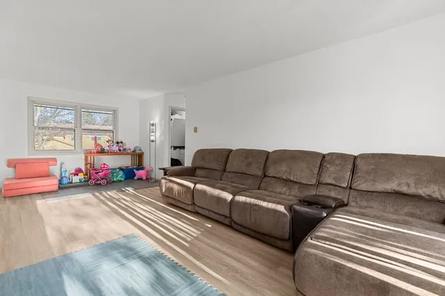 $175,000 | 1110 Daniel Court, Unit 49, Neenah, WI 54956