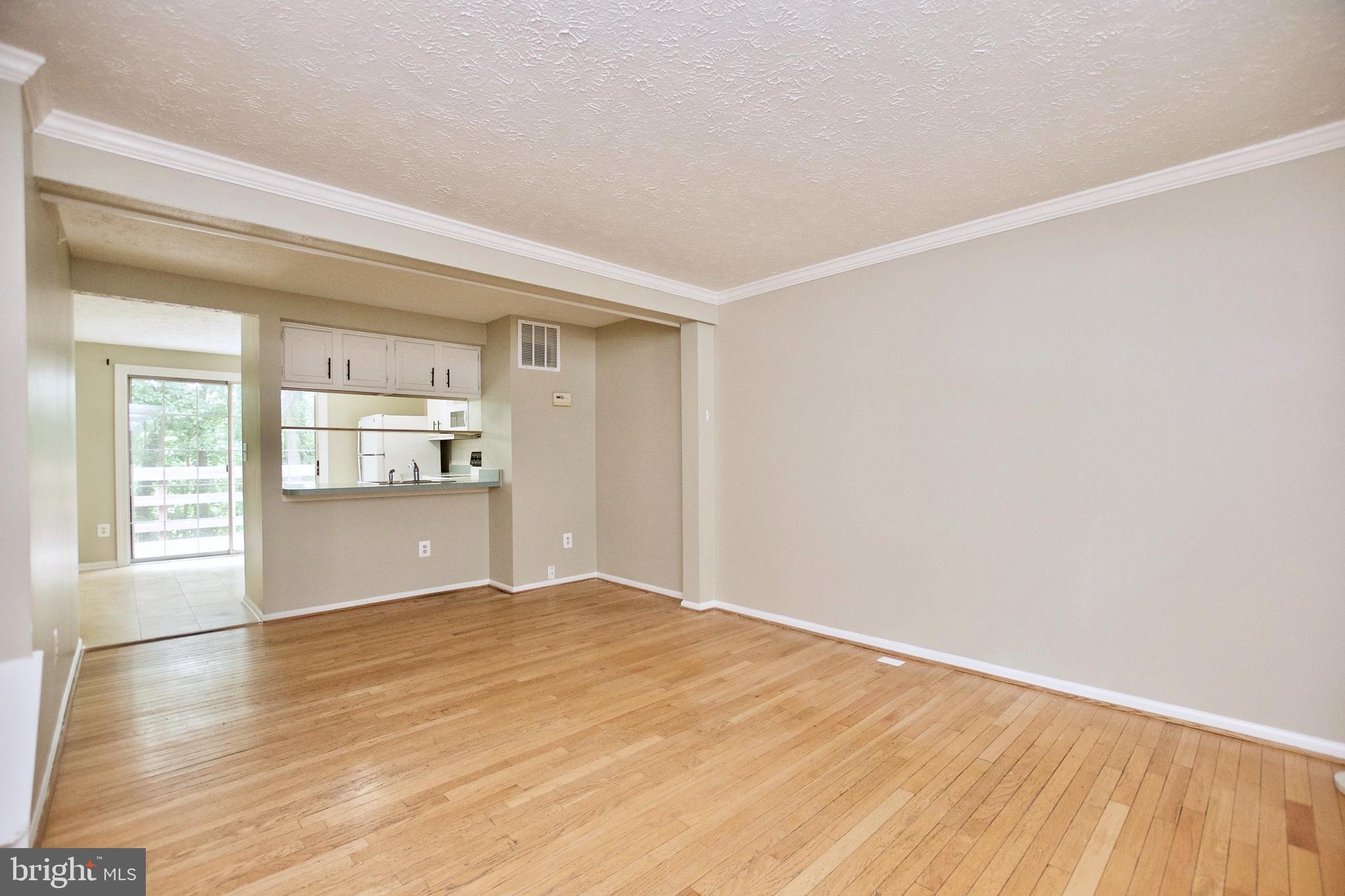 1933 Belmont Ridge Court Reston, VA 20191 - Photo 2 of 32