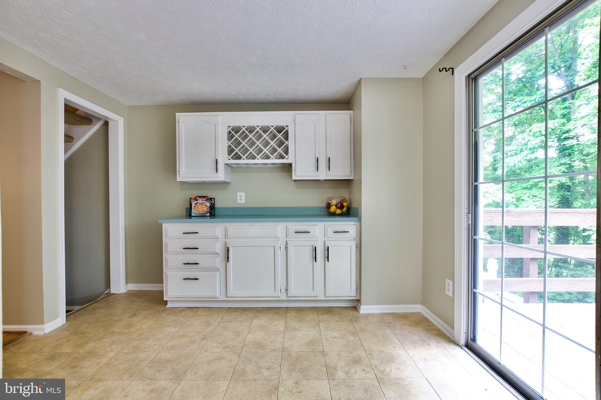 1933 Belmont Ridge Court Reston, VA 20191 - Photo 14 of 32 NATURAL LIGHT