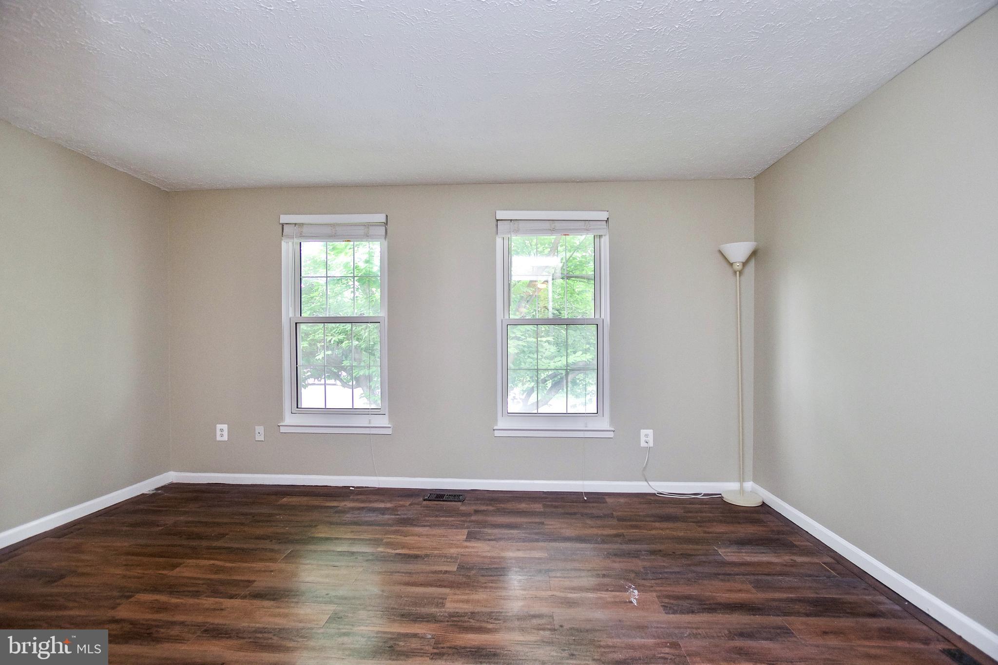 1933 Belmont Ridge Court Reston, VA 20191 - Photo 17 of 32 Nice Size Bedrooms!