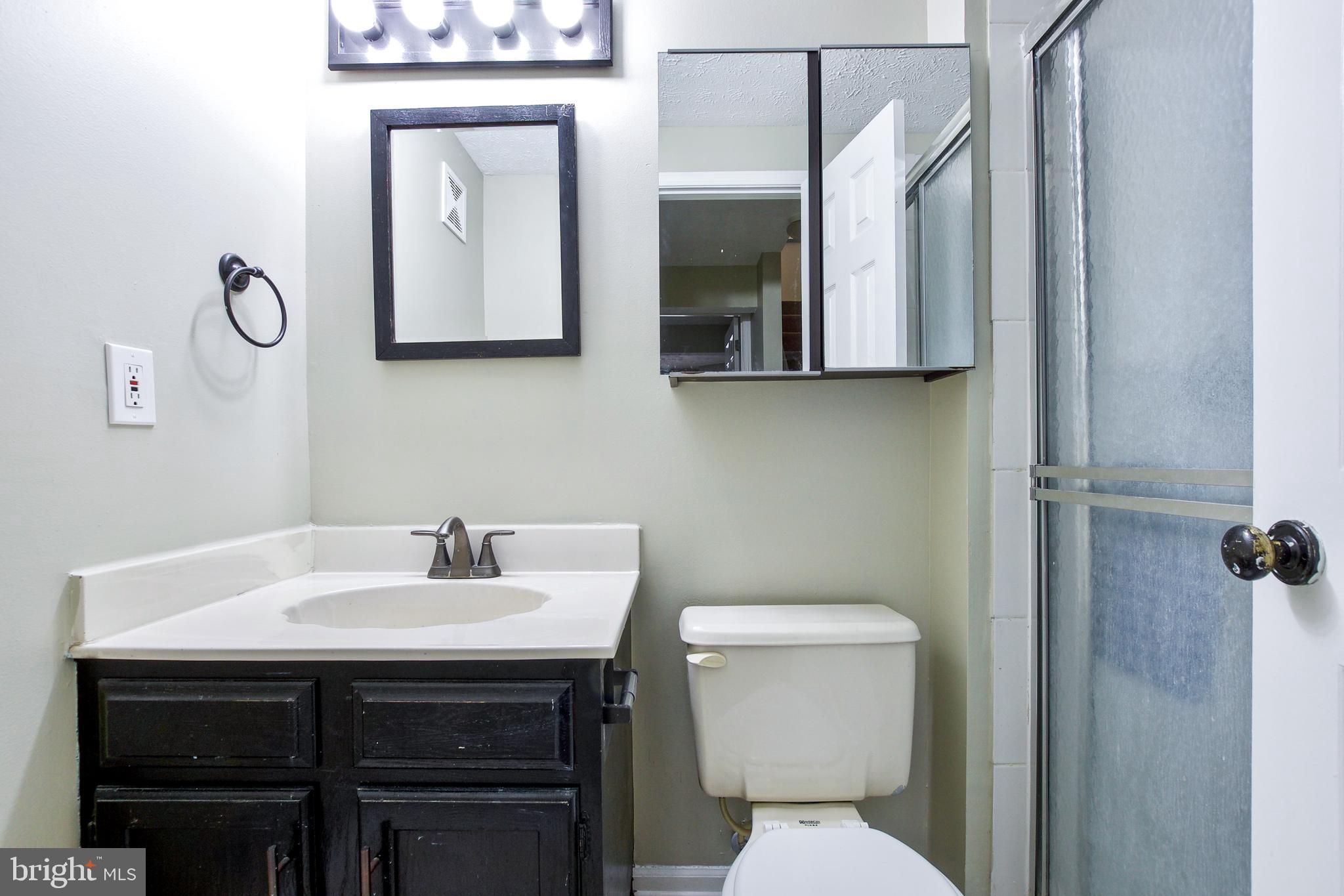 1933 Belmont Ridge Court Reston, VA 20191 - Photo 29 of 32 Basement FULL Bathroom!