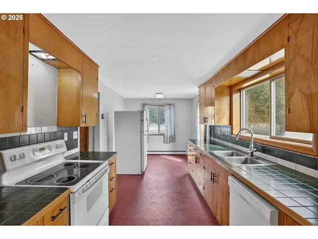 $600,000 | 31444 New Kirk Road, Scappoose, OR 97056