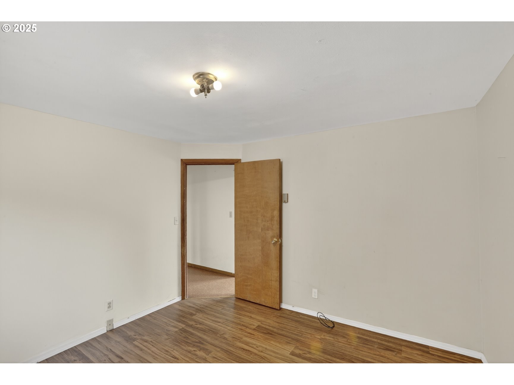 31444 New Kirk Road Scappoose, OR 97056 - Photo 16 of 43 a view of an empty room