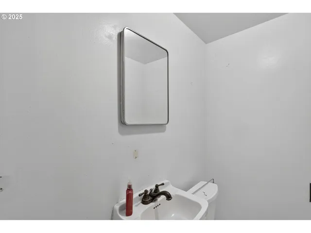 $600,000 | 31444 New Kirk Road, Scappoose, OR 97056