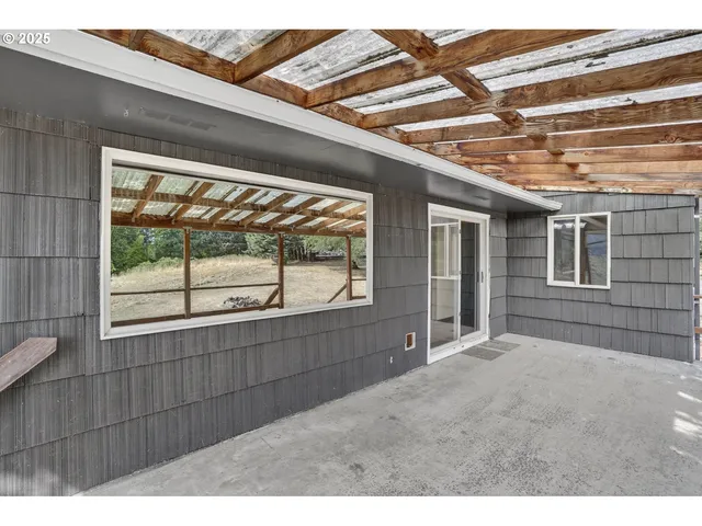 $600,000 | 31444 New Kirk Road, Scappoose, OR 97056