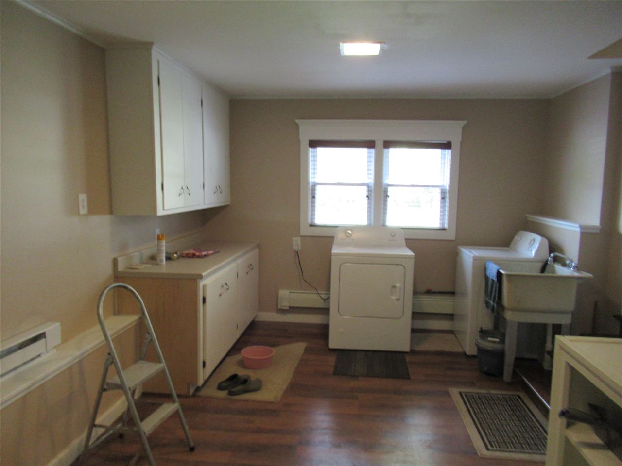 7216 Miller Road Swartz Creek, MI 48473 - Photo 39 of 56 50052462-38.JPG