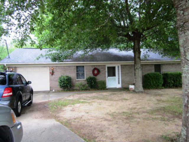 1601 South Bay Street Foley, AL 36535 - Photo 1 of 1