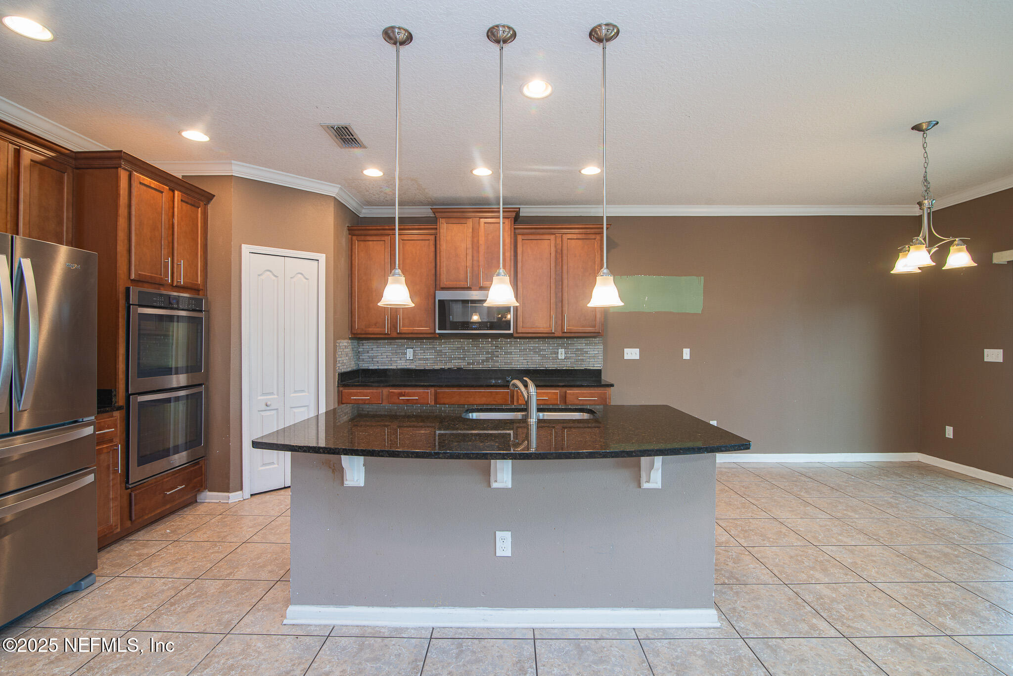 9451 Wordsmith Way Jacksonville, FL 32222 - Photo 6 of 19 DSC_6146