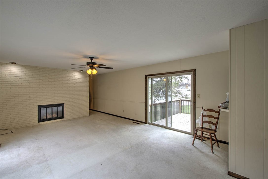 645 Crestline Drive Decatur, IL 62526 - Photo 8 of 29