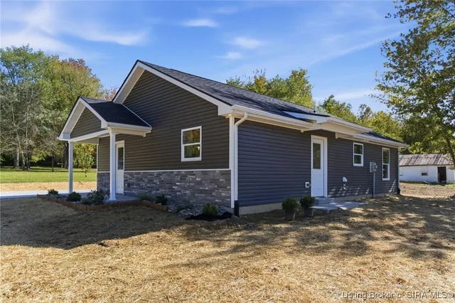 $235,000 | 304 Smith Street, Underwood, IN 47177