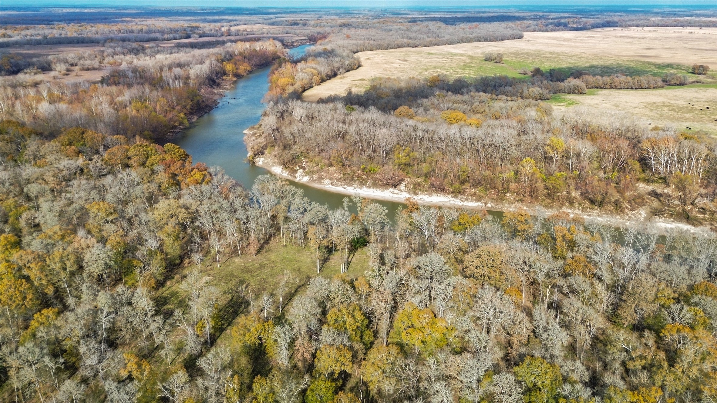 1350 Centerville Tx 75833 Centerville, TX 75833 - Photo 9 of 34 a close up of a water heater