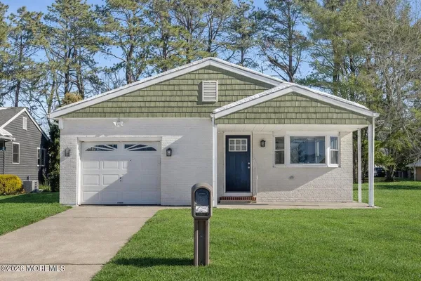 $399,000 | 2 San Carlos Court, Toms River, NJ 08757