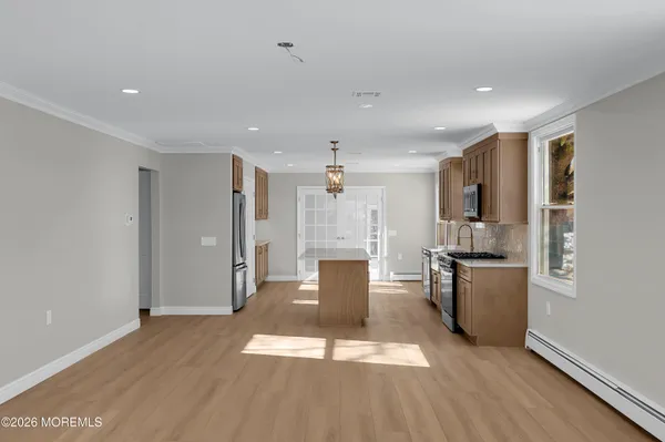 $399,000 | 2 San Carlos Court, Toms River, NJ 08757