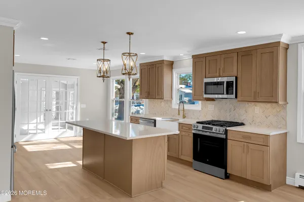 $399,000 | 2 San Carlos Court, Toms River, NJ 08757