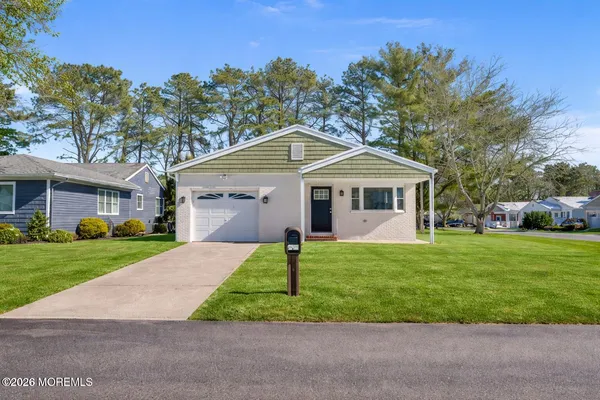 $399,000 | 2 San Carlos Court, Toms River, NJ 08757