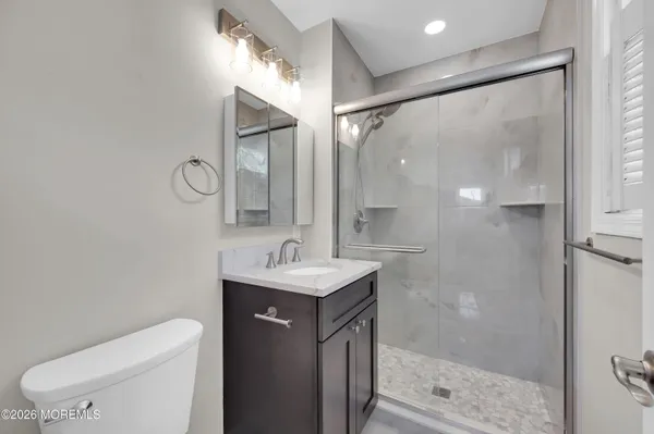 $399,000 | 2 San Carlos Court, Toms River, NJ 08757
