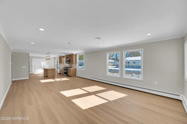 $399,000 | 2 San Carlos Court, Toms River, NJ 08757