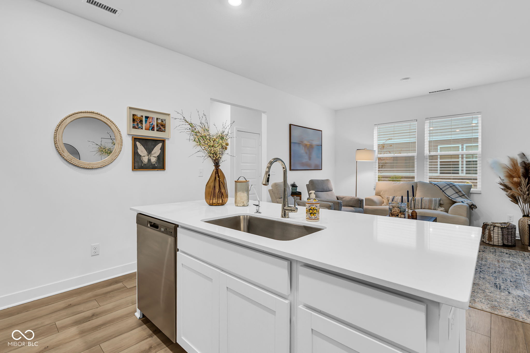 7215 Governors Row Avon, IN 46123 - Photo 11 of 45