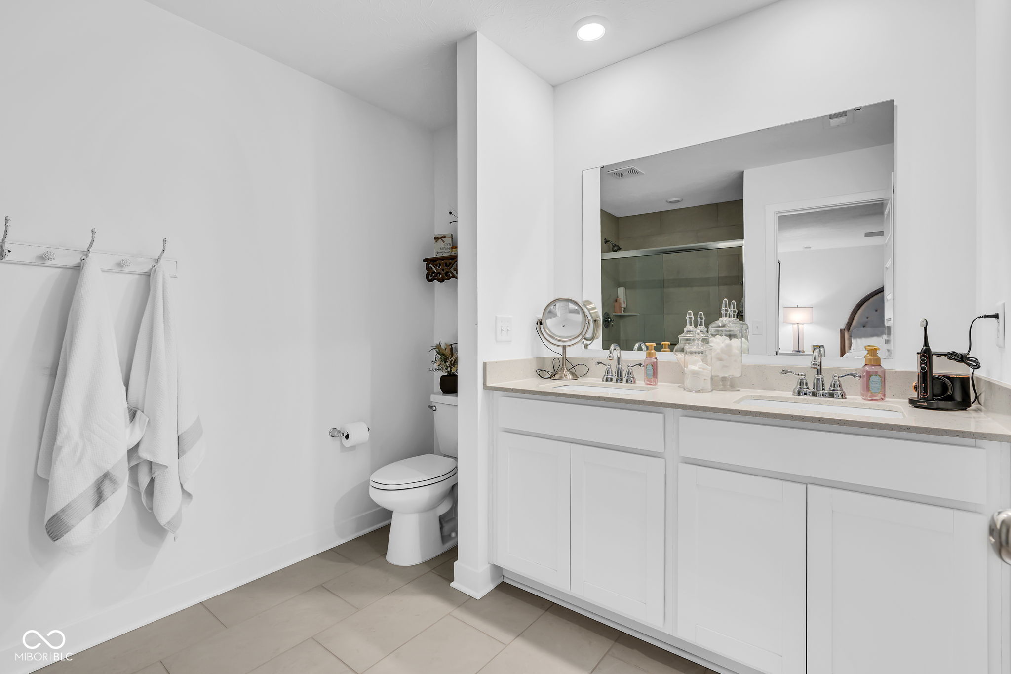 7215 Governors Row Avon, IN 46123 - Photo 21 of 45