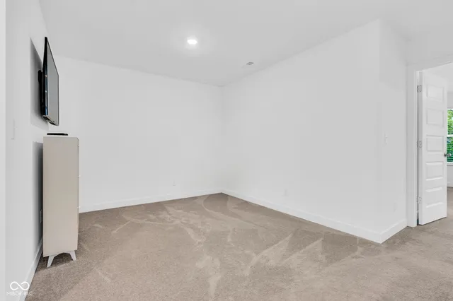 $310,000 | 7215 Governors Row, Avon, IN 46123