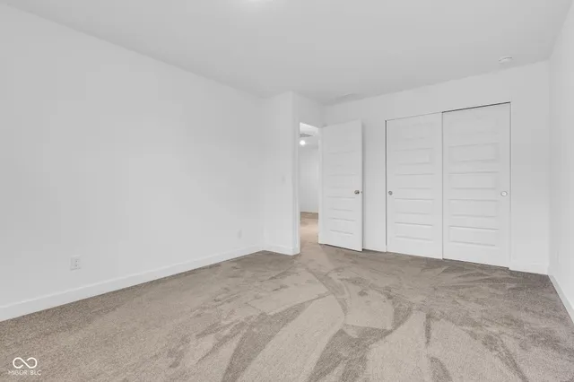 $305,000 | 7215 Governors Row, Avon, IN 46123