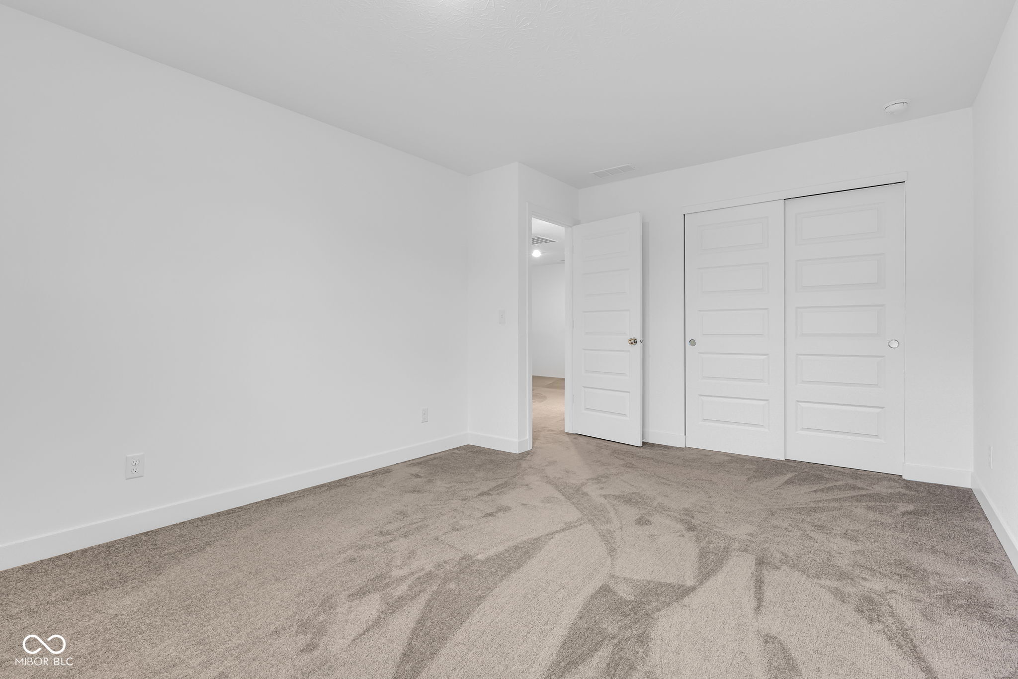 7215 Governors Row Avon, IN 46123 - Photo 29 of 45