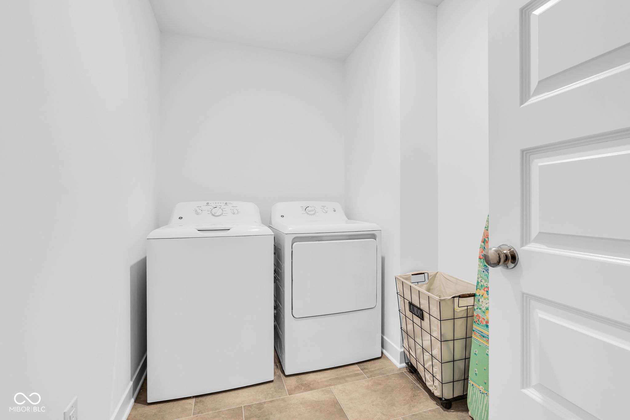 7215 Governors Row Avon, IN 46123 - Photo 31 of 45