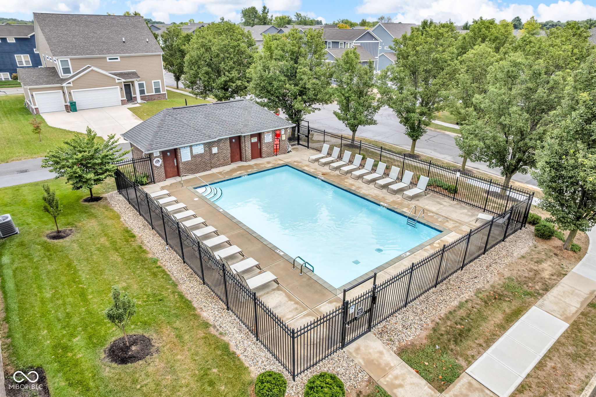 7215 Governors Row Avon, IN 46123 - Photo 39 of 45