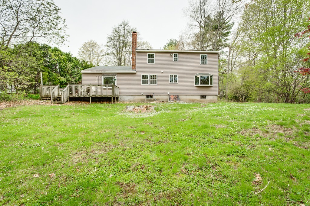 233 Middle Road Newbury, MA 01922 - Photo 28 of 30 a view of a house with backyard