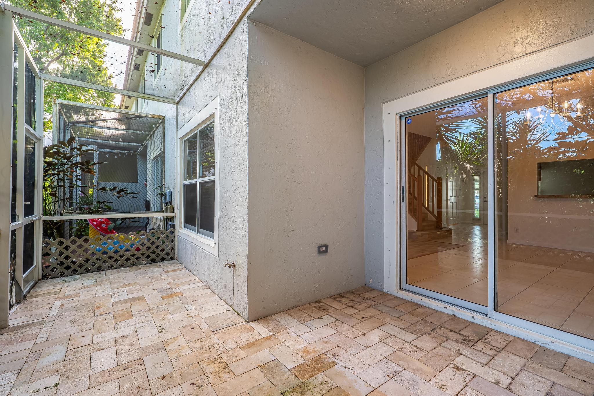 8271 Vía Serena Boca Raton, FL 33433 - Photo 24 of 33 a view of entryway