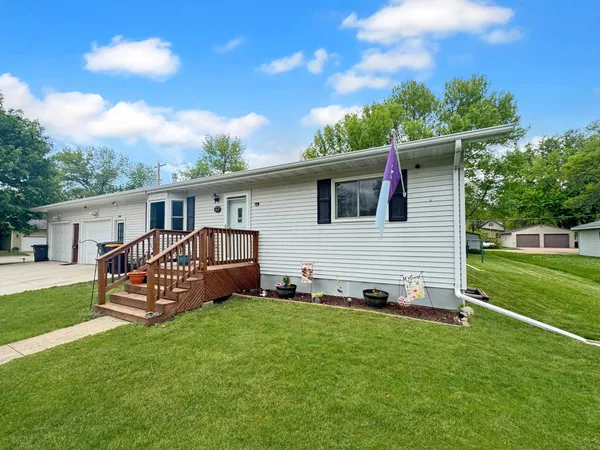 $152,000 | 2760 Oak Avenue, Slayton, MN 56172