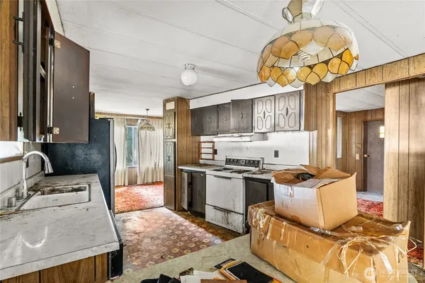 $205,000 | 13405 Cedar Court East, Bonney Lake, WA 98391