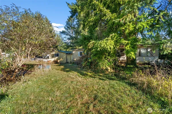 $205,000 | 13405 Cedar Court East, Bonney Lake, WA 98391