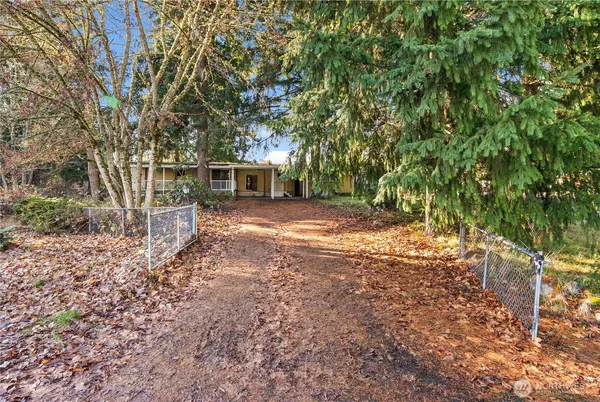 $205,000 | 13405 Cedar Court East, Bonney Lake, WA 98391