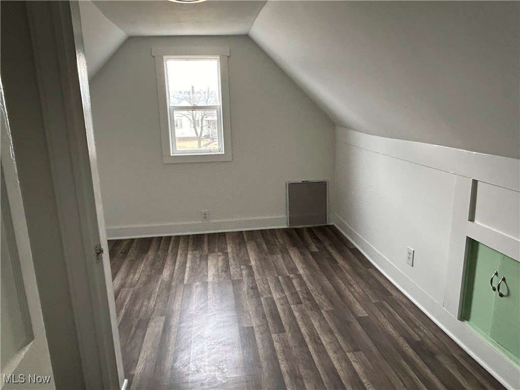 3418 Ralph Avenue Cleveland, OH 44109 - Photo 15 of 25 Gallery Image 15