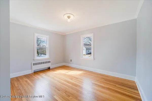 $359,000 | 229 Bayard Street, Port Ewen, NY 12466