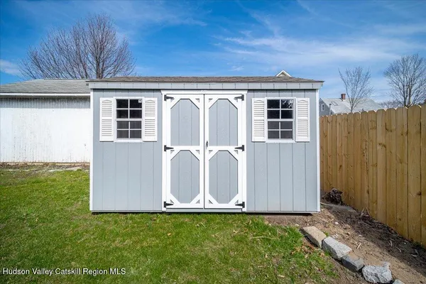 $359,000 | 229 Bayard Street, Port Ewen, NY 12466
