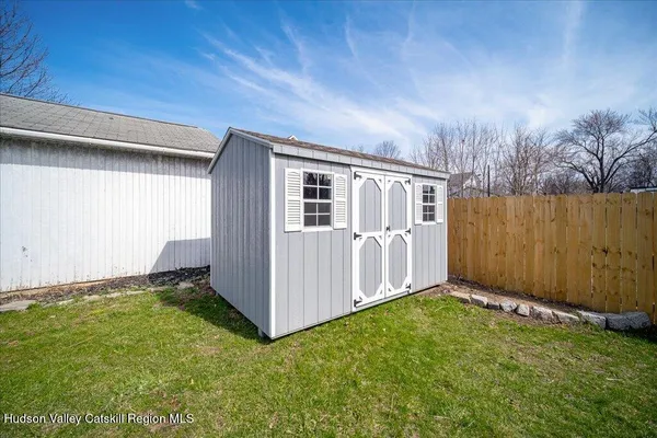 $359,000 | 229 Bayard Street, Port Ewen, NY 12466