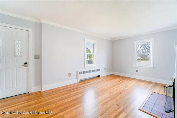 $359,000 | 229 Bayard Street, Port Ewen, NY 12466