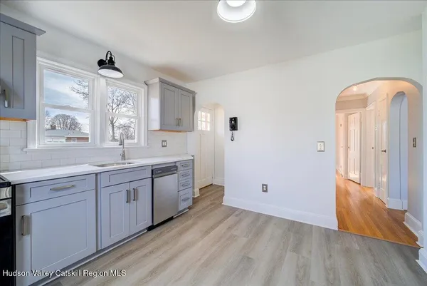 $359,000 | 229 Bayard Street, Port Ewen, NY 12466