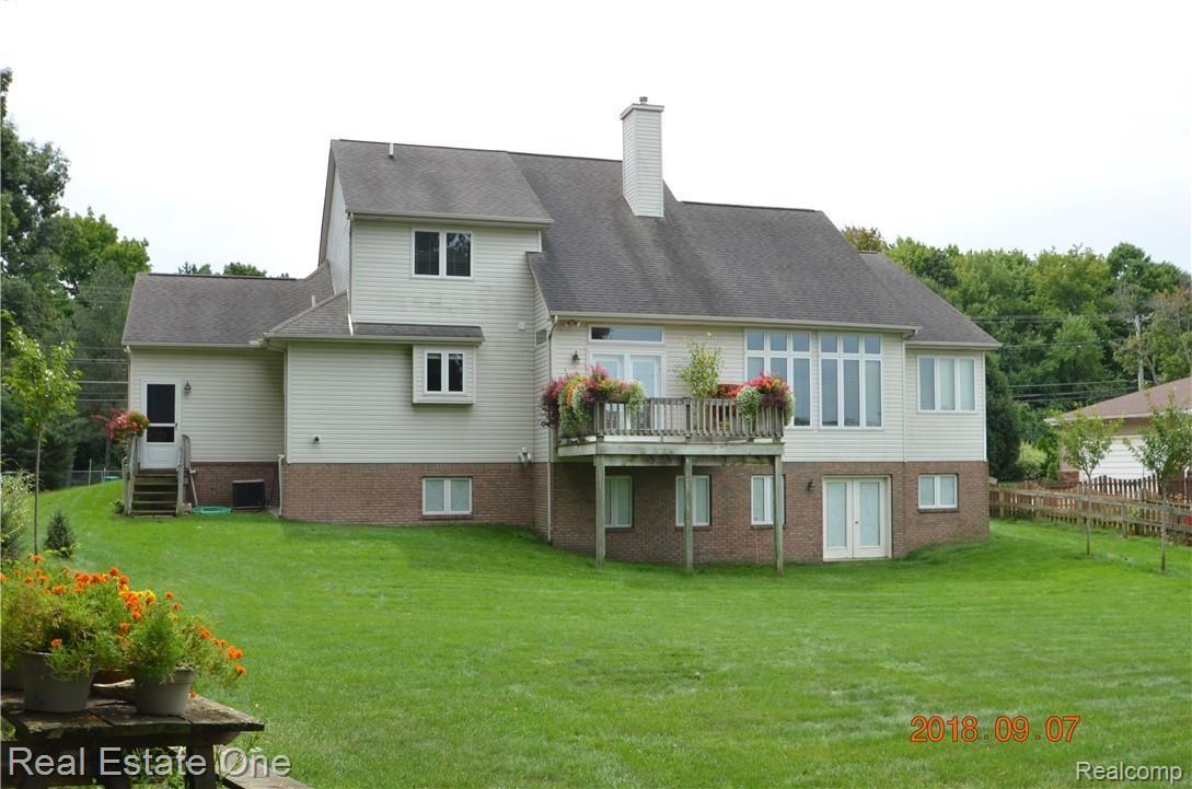 430 East Drahner Road Oxford, MI 48371 - Photo 34 of 43 DSC_0191.JPG