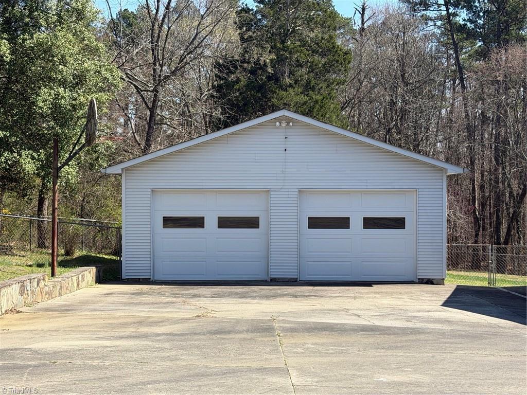 6364 Kimesville Road Liberty, NC 27298 - Photo 10 of 43