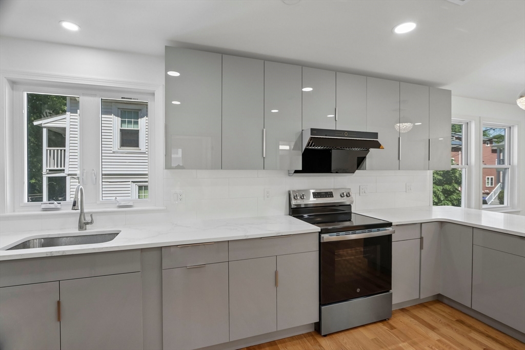 29 Coleman Road, Unit A Arlington, MA 02476 - Photo 8 of 33