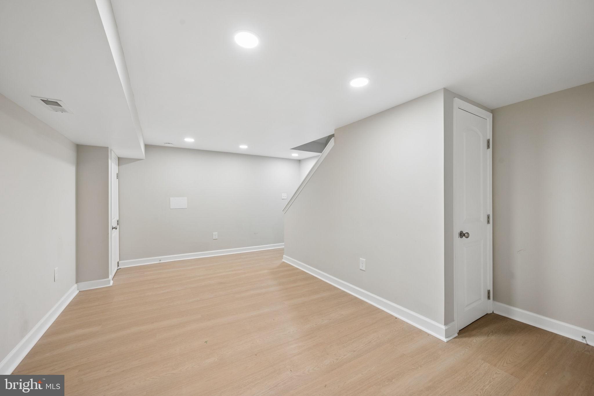 3548 Benzinger Road Baltimore, MD 21229 - Photo 28 of 40 a view of an empty room