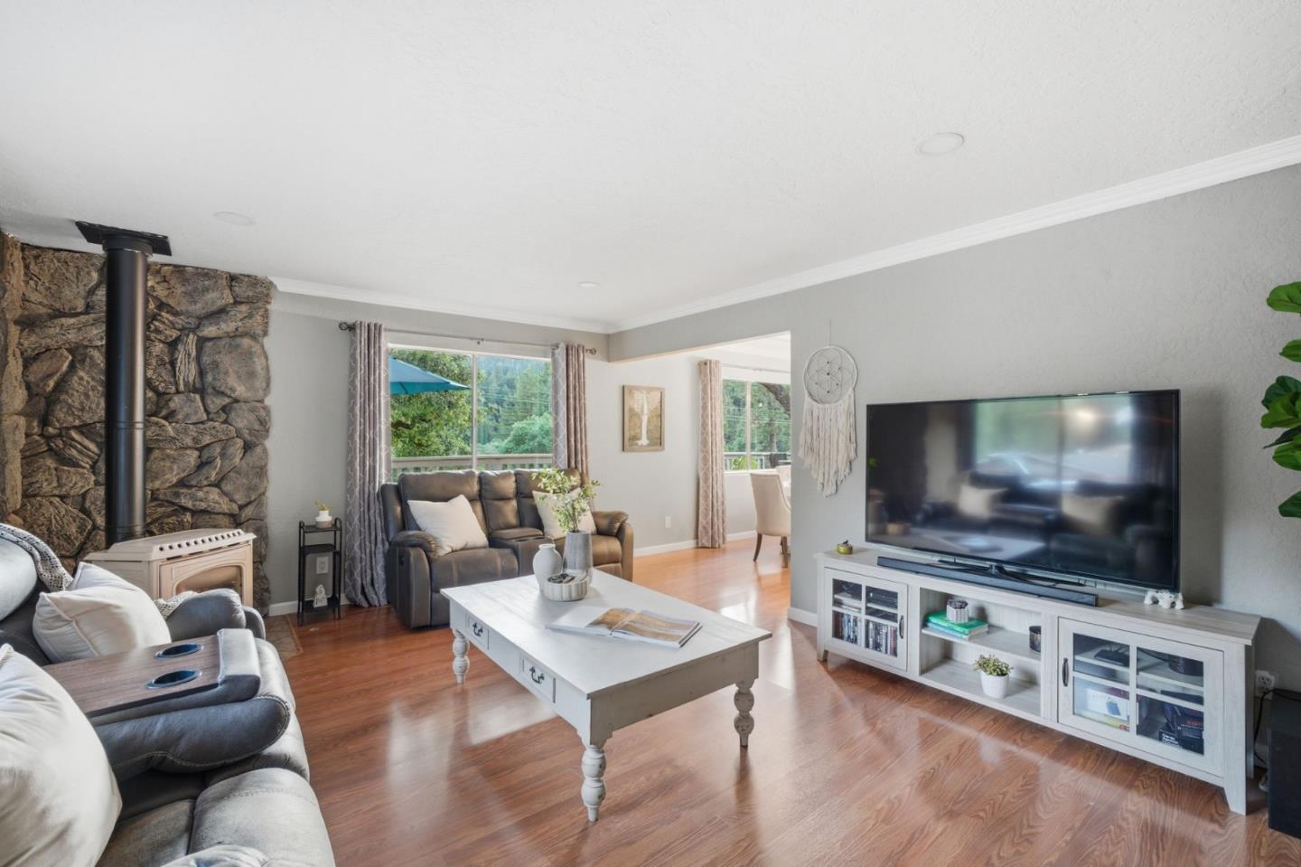 8684 Hihn Road Ben Lomond, CA 95005 - Photo 6 of 55