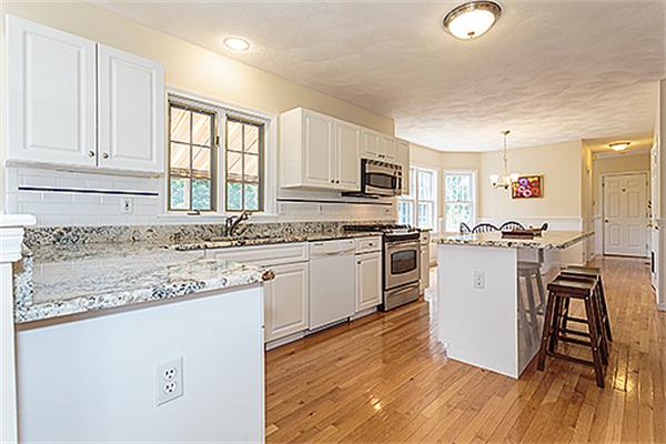 49 Chicory Road Westford, MA 01886 - Photo 15 of 30 Gallery Image 15