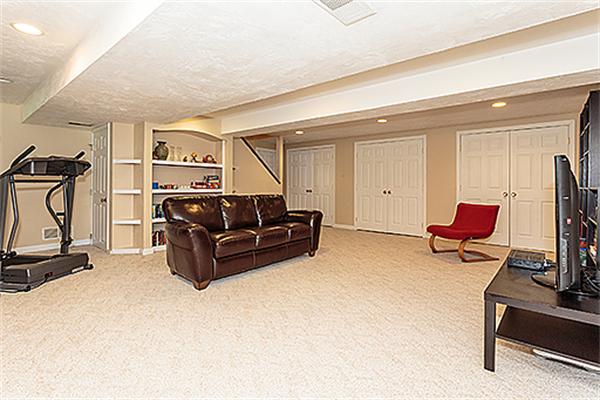 49 Chicory Road Westford, MA 01886 - Photo 25 of 30 Gallery Image 25